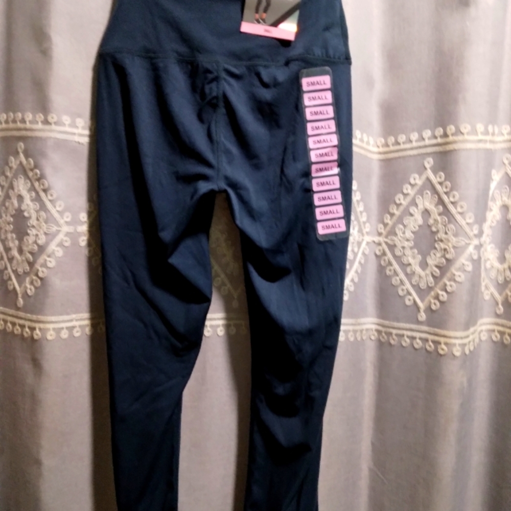 Women's Members Mark Capri Legging small NWT